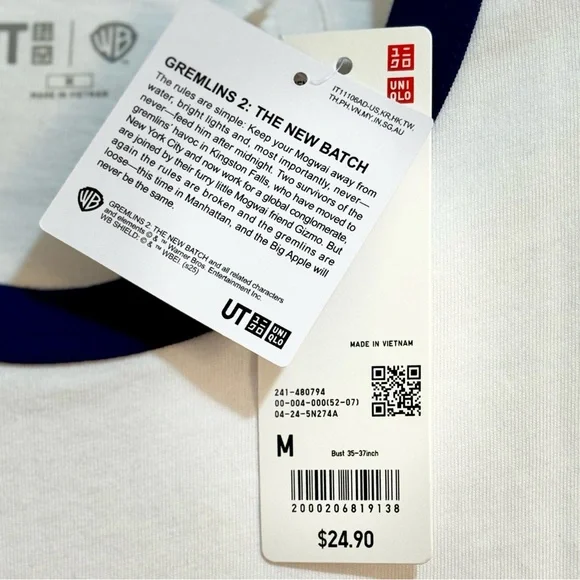 🔥NWT🔥 Uniqlo Warner Bros. Movie Gremlins Graphic Ringer Tee - Medium Blue/White - Picture 4 of 11